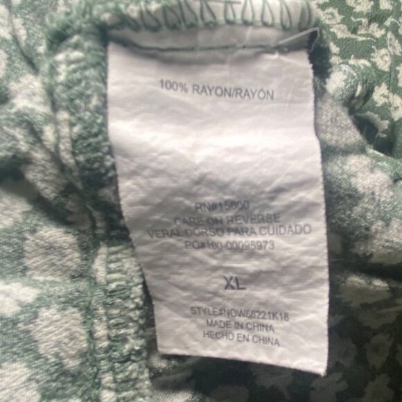 Green Floral Long-Sleeve Crop Blouse With Ruched Front & Drawstring Waist - Picture 9 of 9